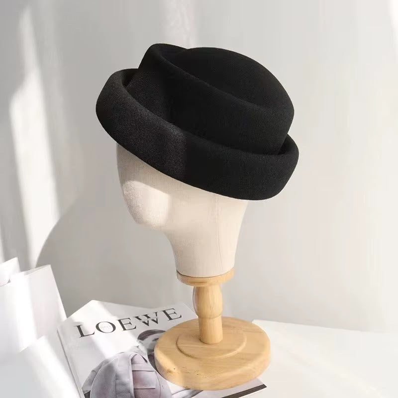 Winter hat — Black